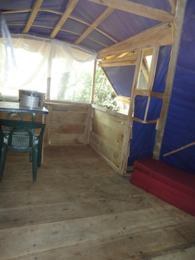 Saint-Privat  Air Naturel De Camping Moulin De Malesse Tipi מראה חיצוני תמונה